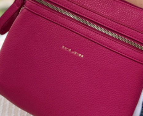 Shoulder bag with front zip