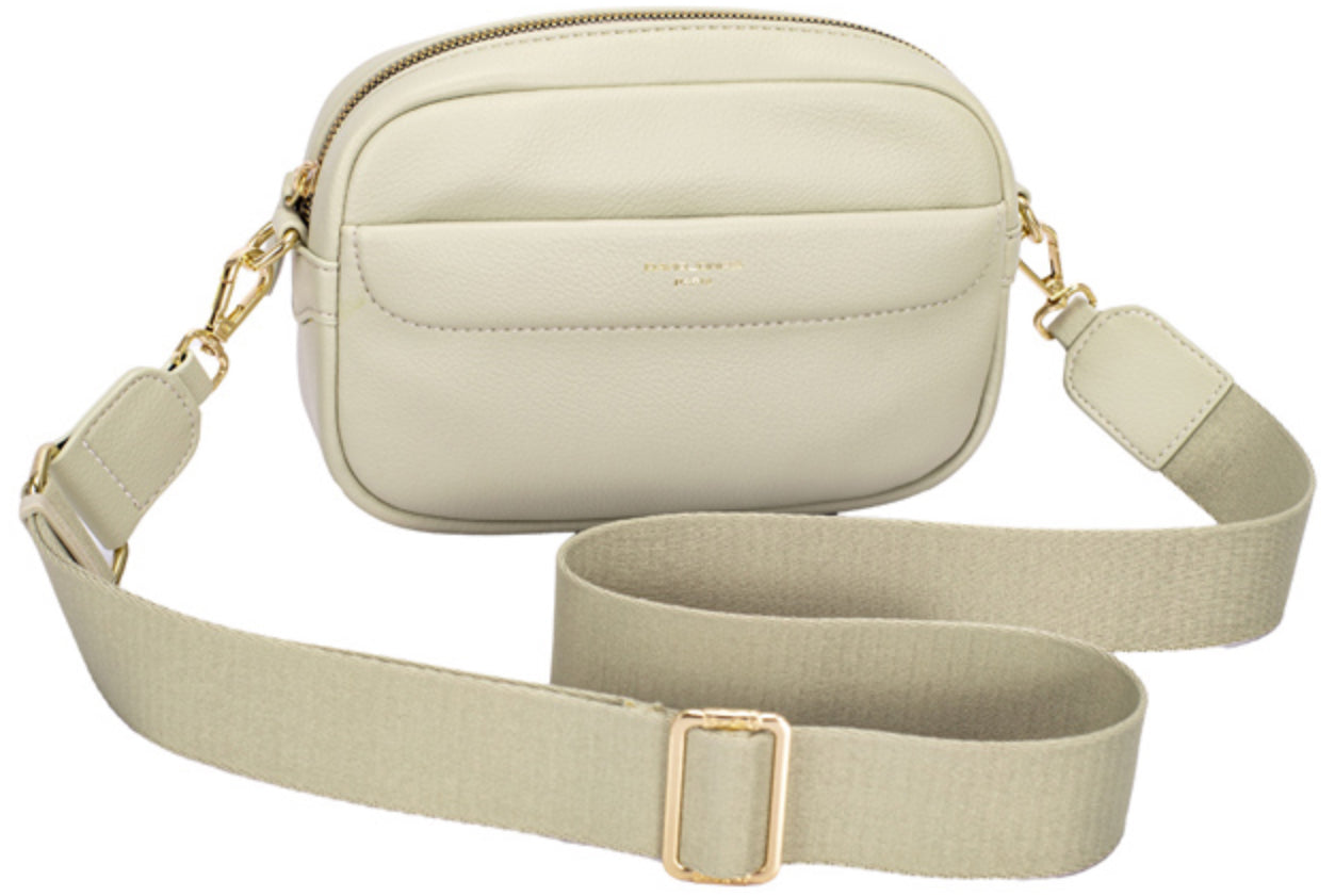 Crossbody Bag CM7397