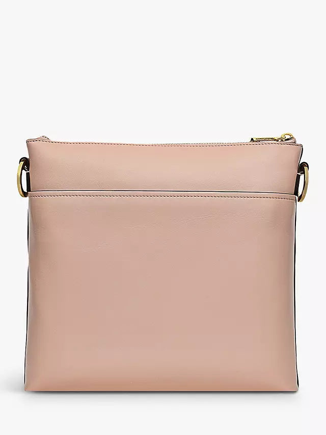 Pockets 2.0 Medium Crossbody Bag