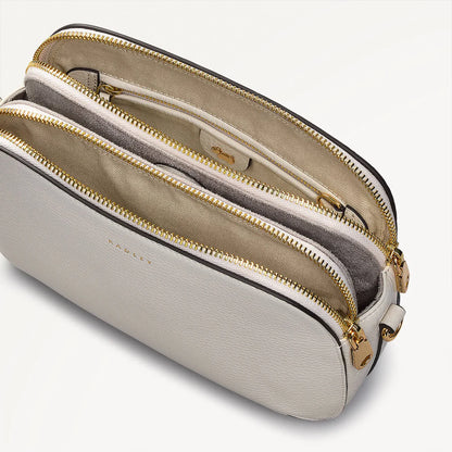 Dukes Place - Crossbody