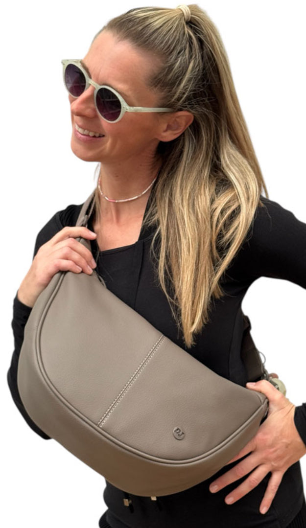 On trend crossbody bag